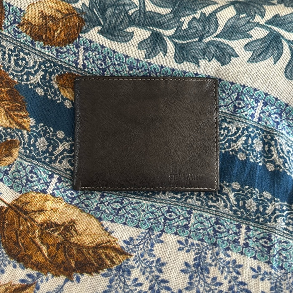 Steve Madden Men’s BiFold Black Genuine Leather Wallet